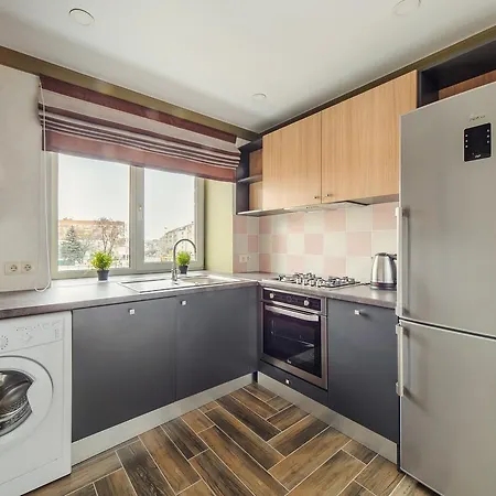 Apartment Grand 6 Kalvariyskaya 2 *